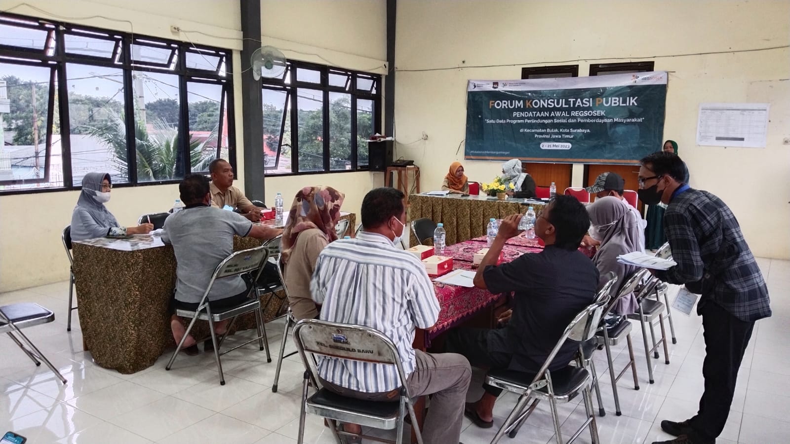 RAPAT RT RW REGSOSEK REGISTRASI SOSIAL DAN EKONOMI RW 3 DAN 4 KEL SUKOLILO BARU